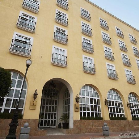 Fiesta Inn Toluca Centro Экстерьер фото